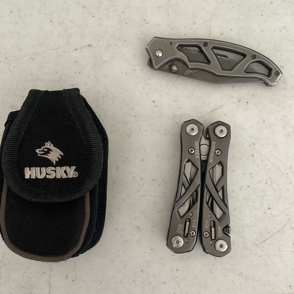 Gerber Multiple Tool and Knife Set - Picture 2 of 2